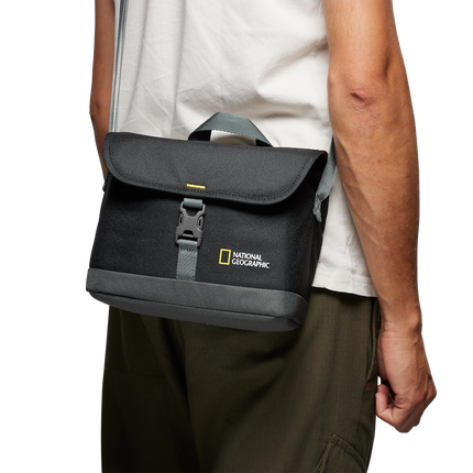 Nat Geo Shoulder Bag Medium